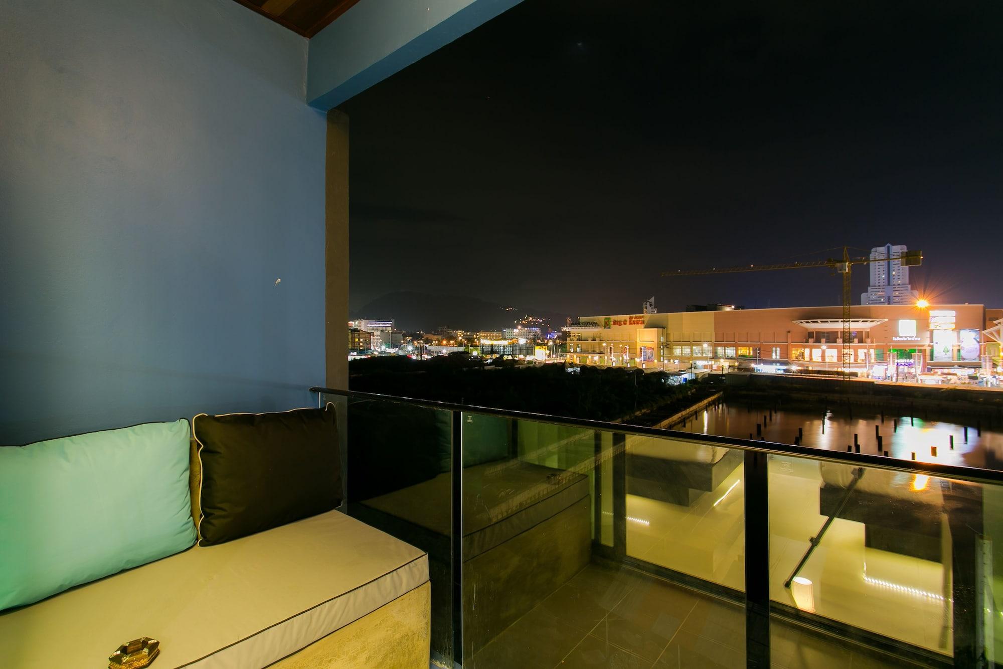 The House Patong Hotel Luaran gambar