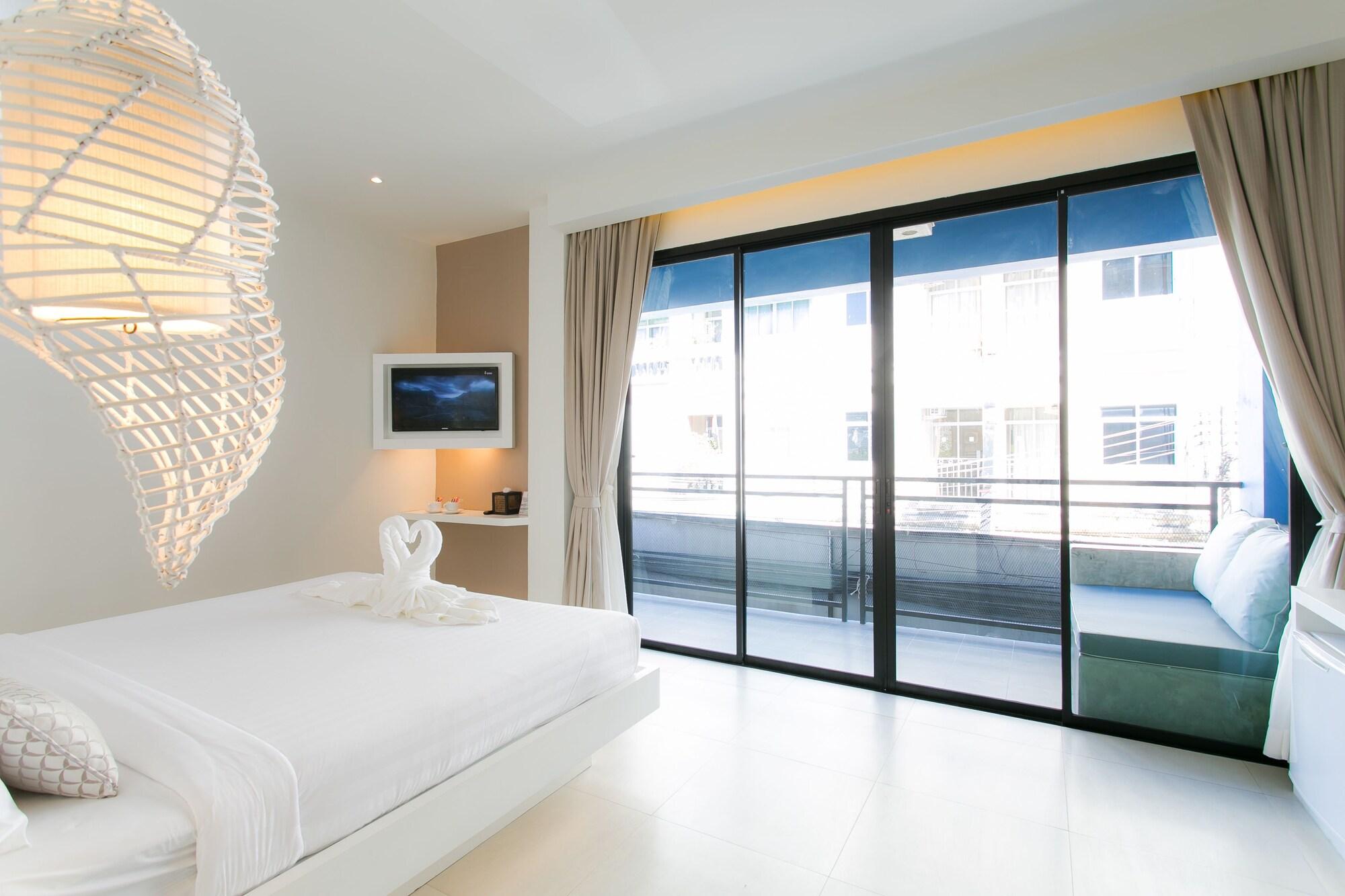 The House Patong Hotel Luaran gambar