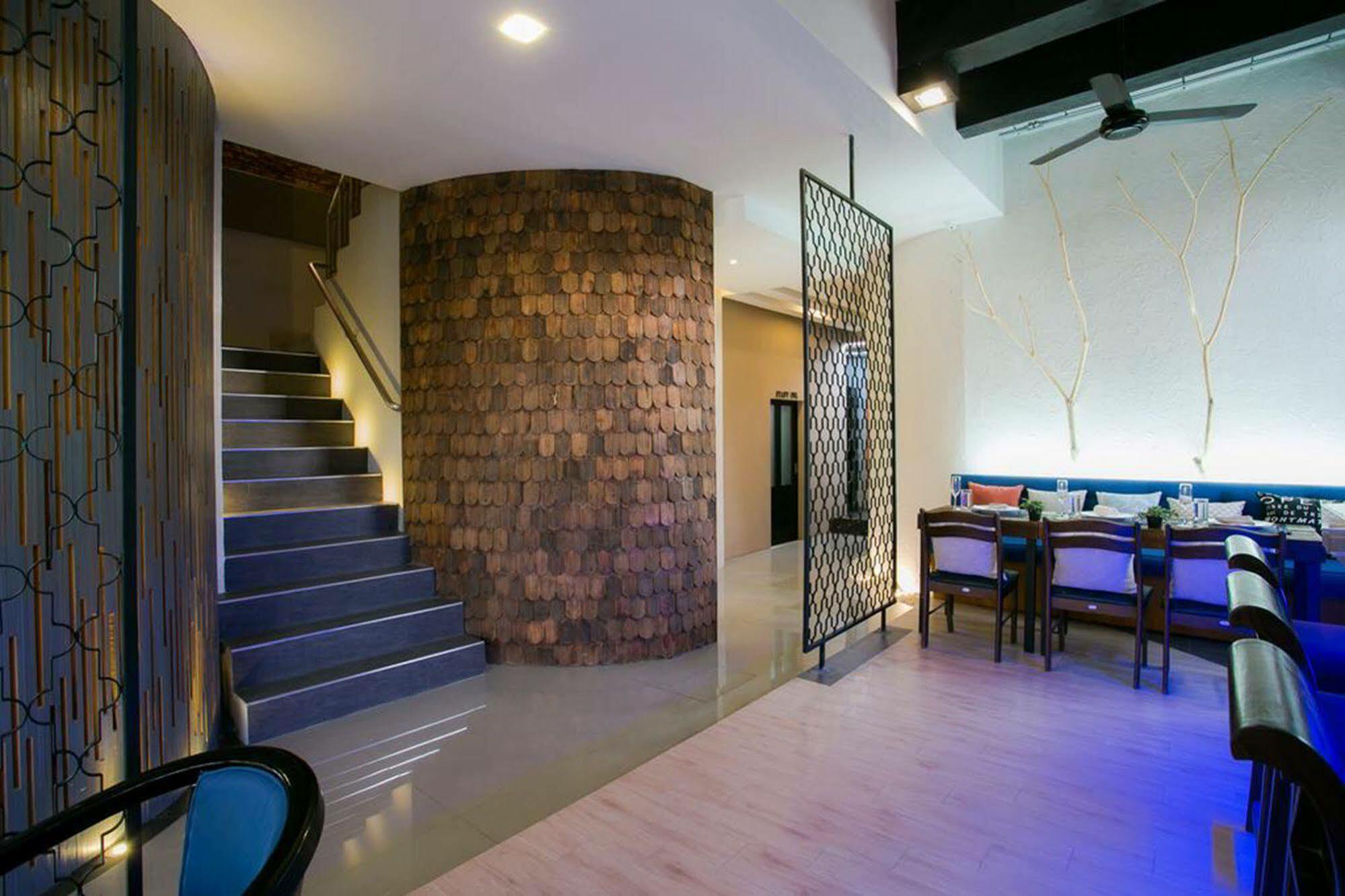 The House Patong Hotel Luaran gambar